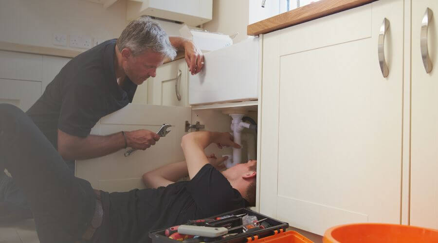Professional burst pipe repair services in McQueeney, TX